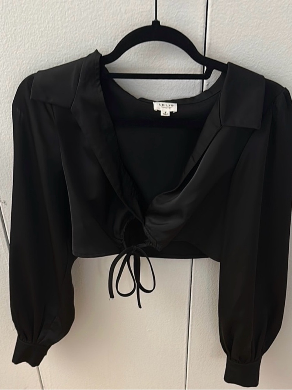 Black Cropped Tie-Front Blouse - Women